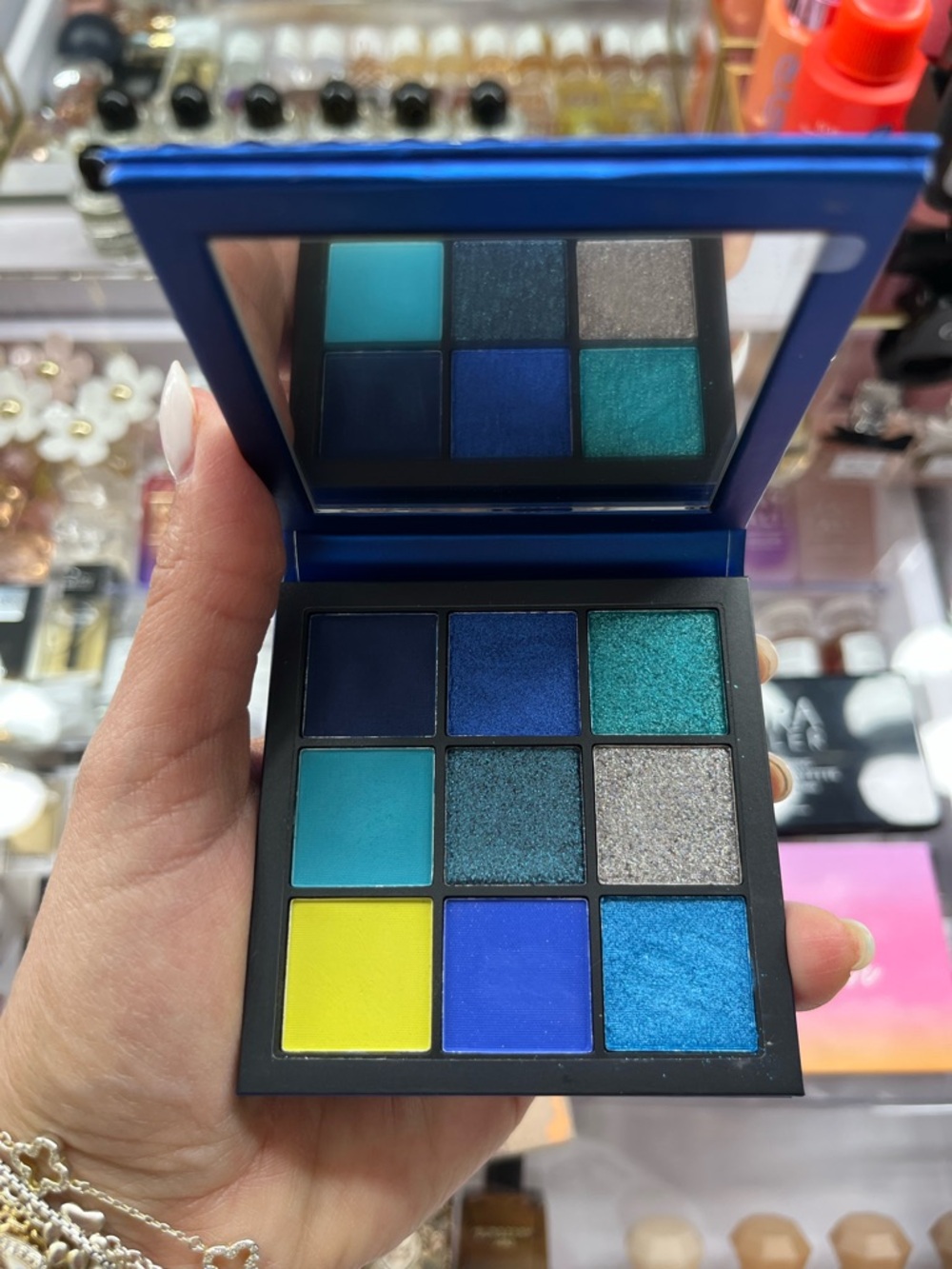 HUDA BEAUTY Sapphire Obsessions, Colourpop Baby Yoda, ULTA  Eyeshadow Palette - Picture 2 of 6